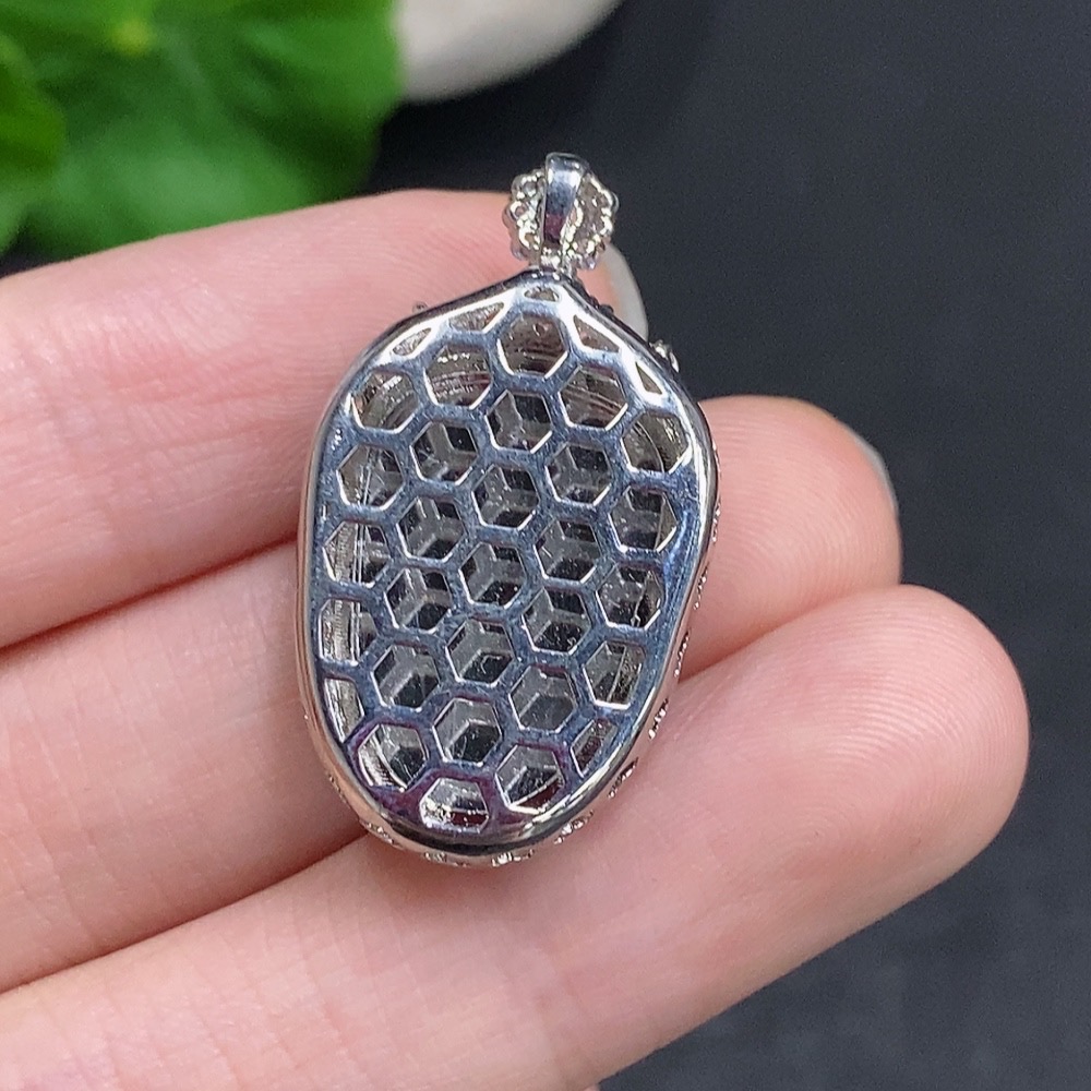 F33940944 Jadeite Leaf Pendant Non-Gold Inlaid Total Weight Approx. 4.7g