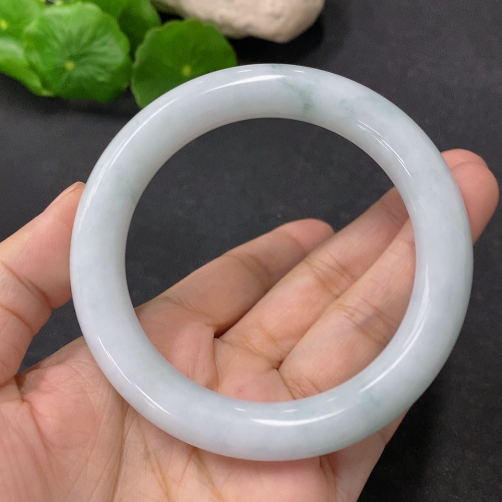 F33888070 Jadeite Round Bangle Size 55.5mm Total Weight Approximately 57.72g
