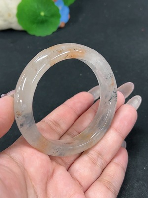 H41939266 非洲翠(独龙玉)正圈手镯 圈口53.9 货品总重约50.4g