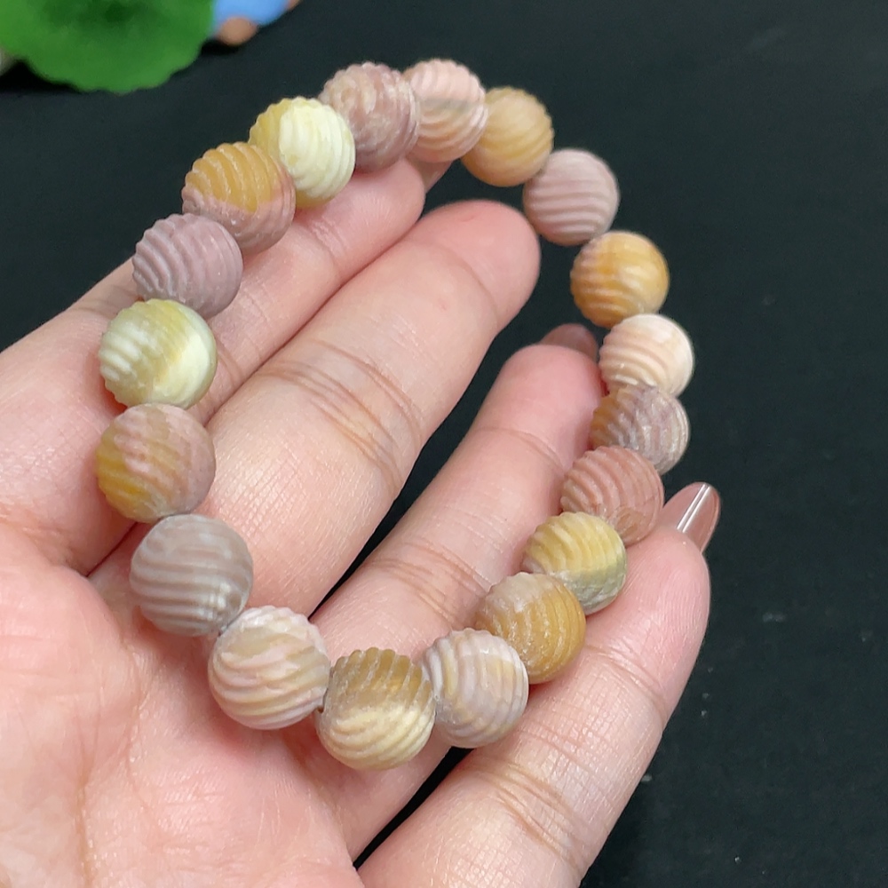 H35101176 Alashan Agate Bracelet, approx. 10.7mm, containing other mineral components, total weight approx. 29.6g