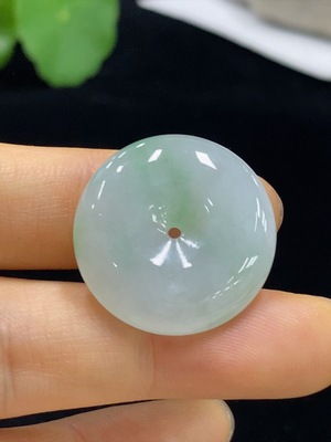 F35095414 Jadeite Peace Knot Pendant Total Weight Approx. 6.88g