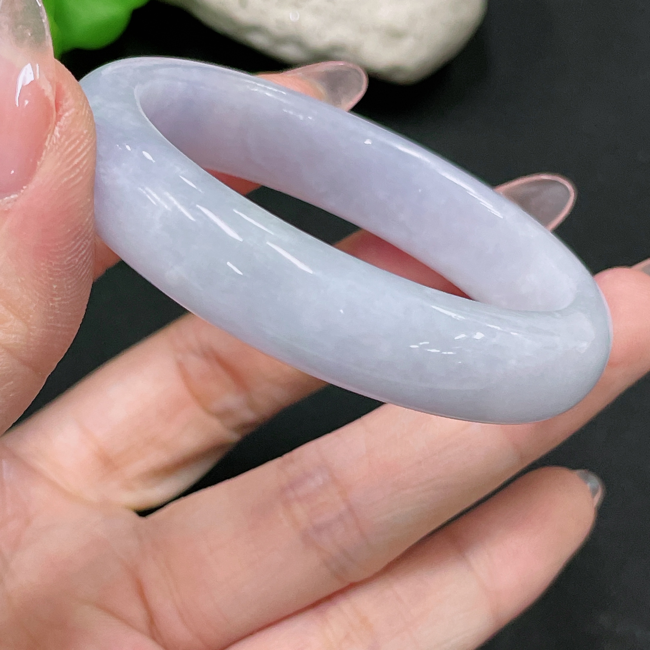 F34958444 Jadeite Imperial Concubine Bracelet Size 49.3/43.7 Total Weight Approx. 39.7g