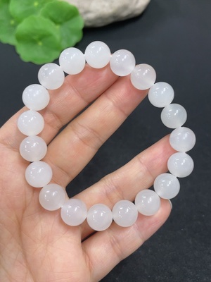 H42954373 和田玉手串    卡9.9mm左右    货品总重约29.8g