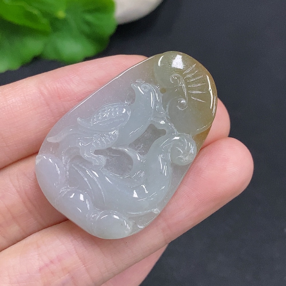 F33878284 Jadeite Parrot Pendant Total Weight Approx. 13.1g