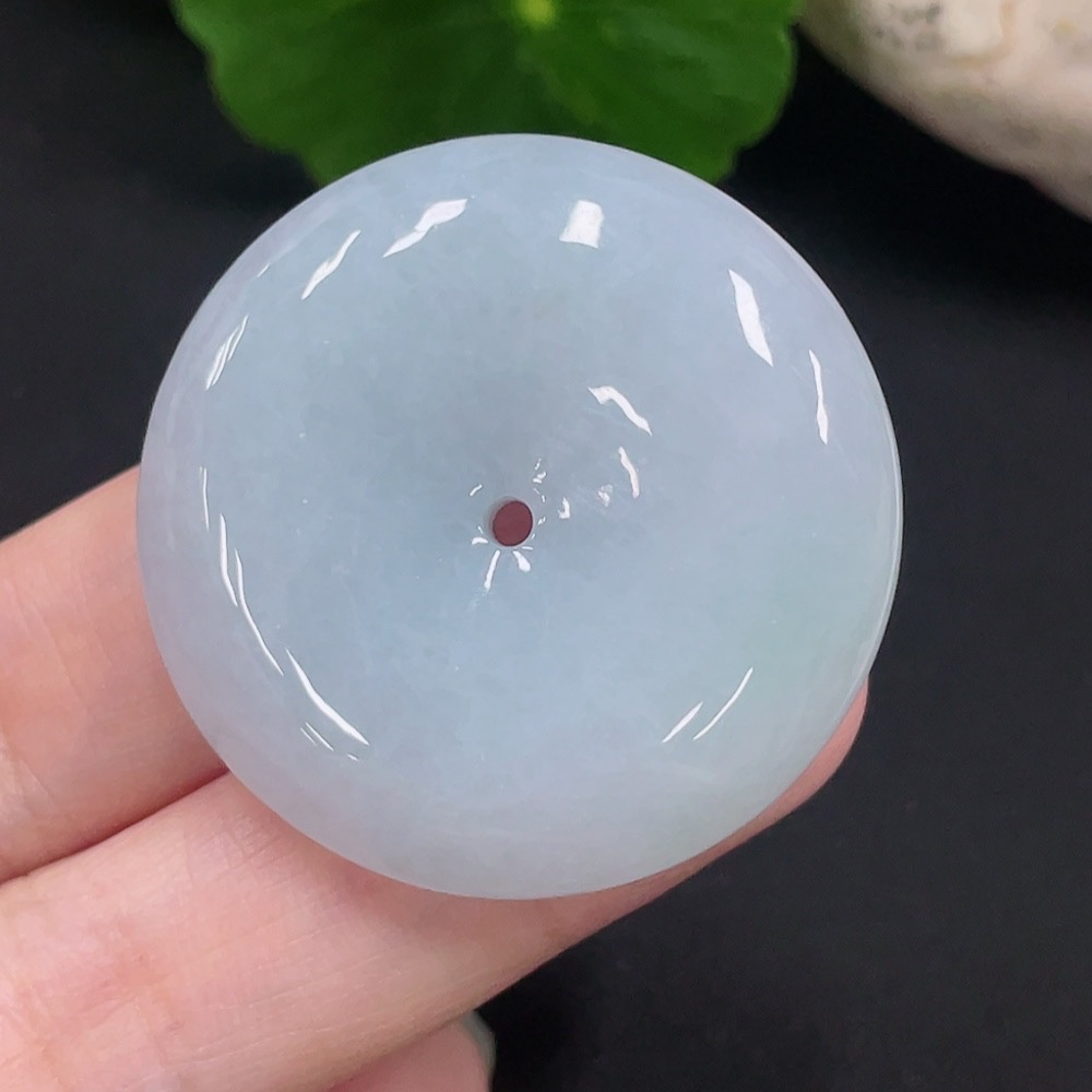 F31675405 Jadeite Safety Buckle Pendant, Total Weight Approximately 20.3g