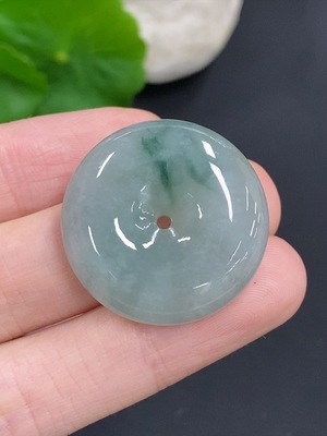 F42976021 翡翠平安扣 货品总重量约11克