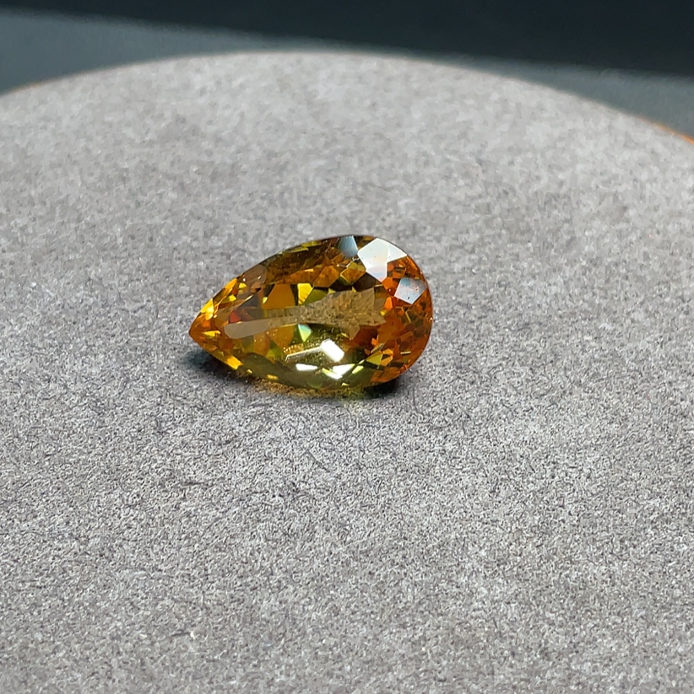 C34041484 Crystal Loose Stone Total Weight Approx. 16.79ct