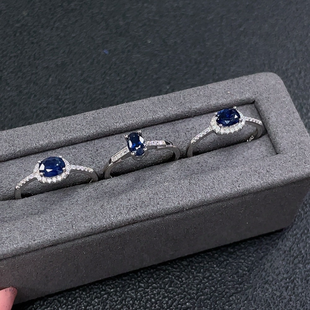 C32718655 Sapphire Ring Non-Gold Adjustable Total Weight Approx.4.4g Sell as a Lot