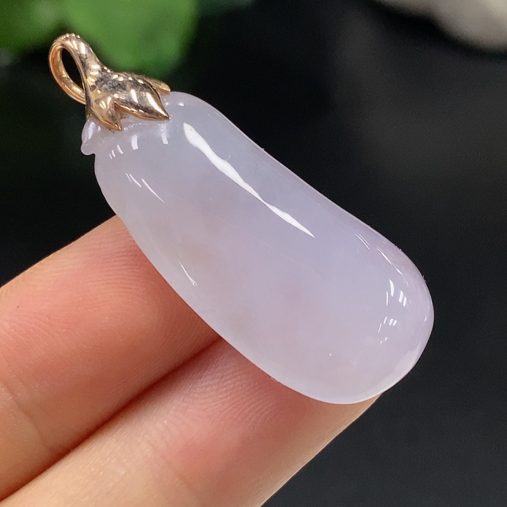 F22480999 Jadeite Fu Gua Pendant with 18K Gold, Total Weight Approx. 7.6g