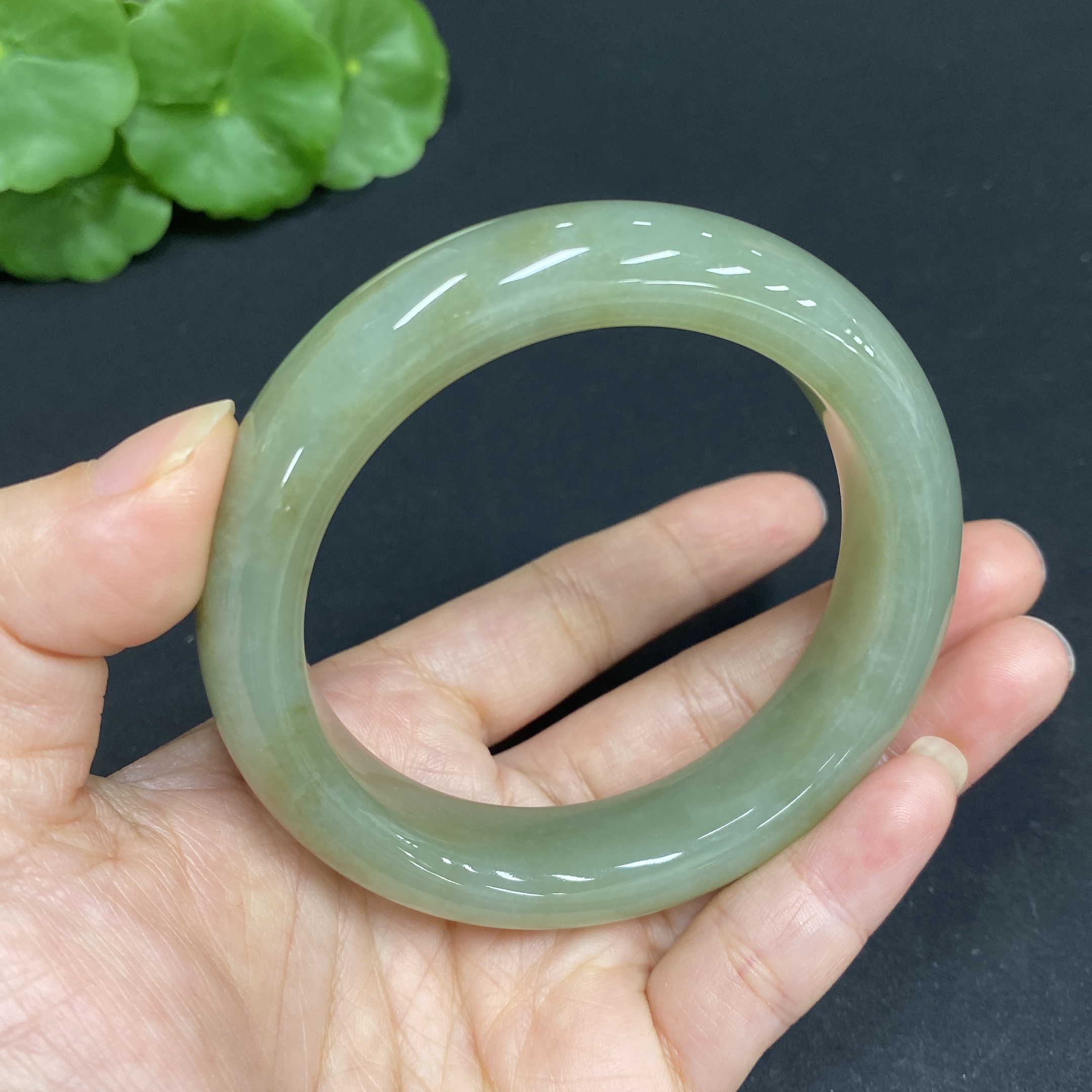 H34036049 Hetian Jade Round Bracelet Size 57 Total Weight Approx. 71.8g