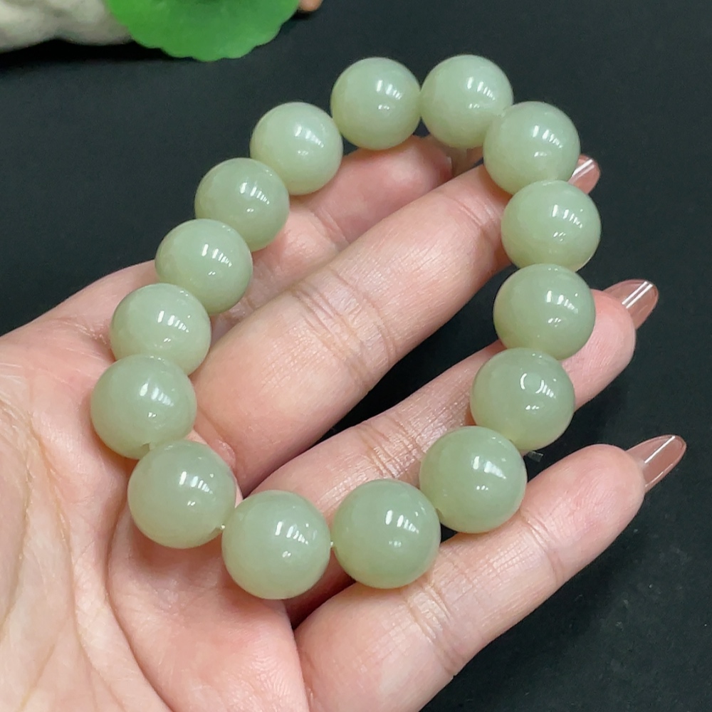 H35100383 Hetian Jade Bracelet, approx. 13.7 mm, total weight approx. 61.3g