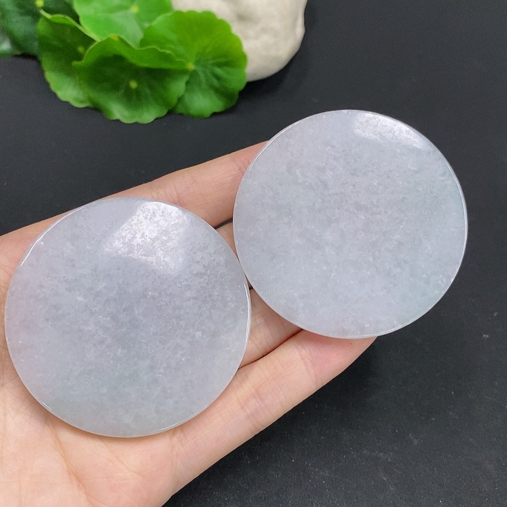 F33831906 Jadeite Plain Pendant Sell as a Lot