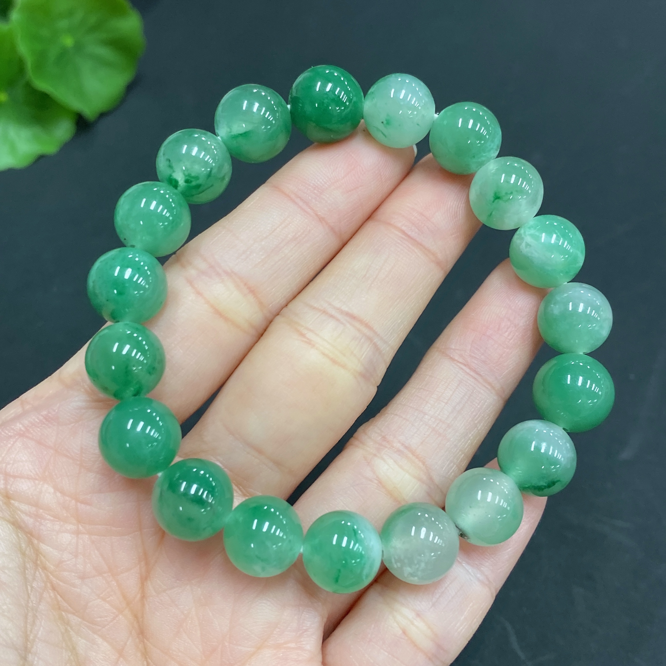 H22526742 Dulong Jade Bead Bracelet 10.4mm Approx. Total Weight 26.1g Approx.
