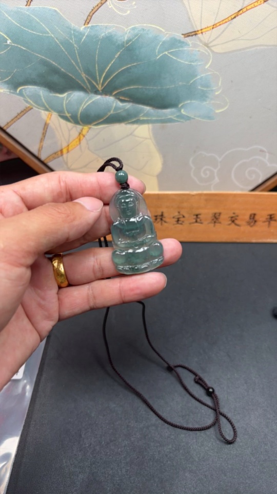 F29413954 Jadeite Guanyin Pendant Total Weight Approx.9.71g (Incl. String Weight)