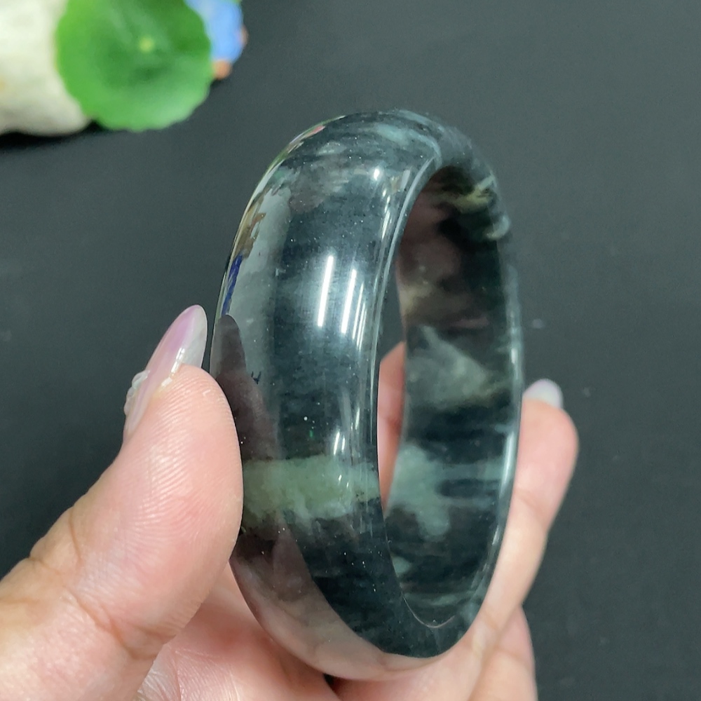 H33901805 Hetian Jade Round Bracelet Size 60.2 Total Weight Approx. 91.6g