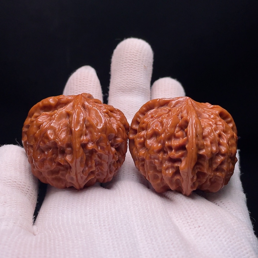 W34988725 Three-ridged Walnut, Total Weight Approx. 36.9g, Size About 39.7mm