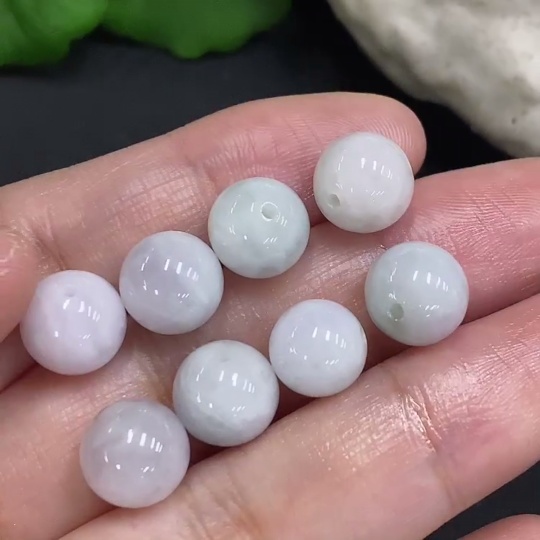 F35127449 Jadeite Beads Sell as a Lot