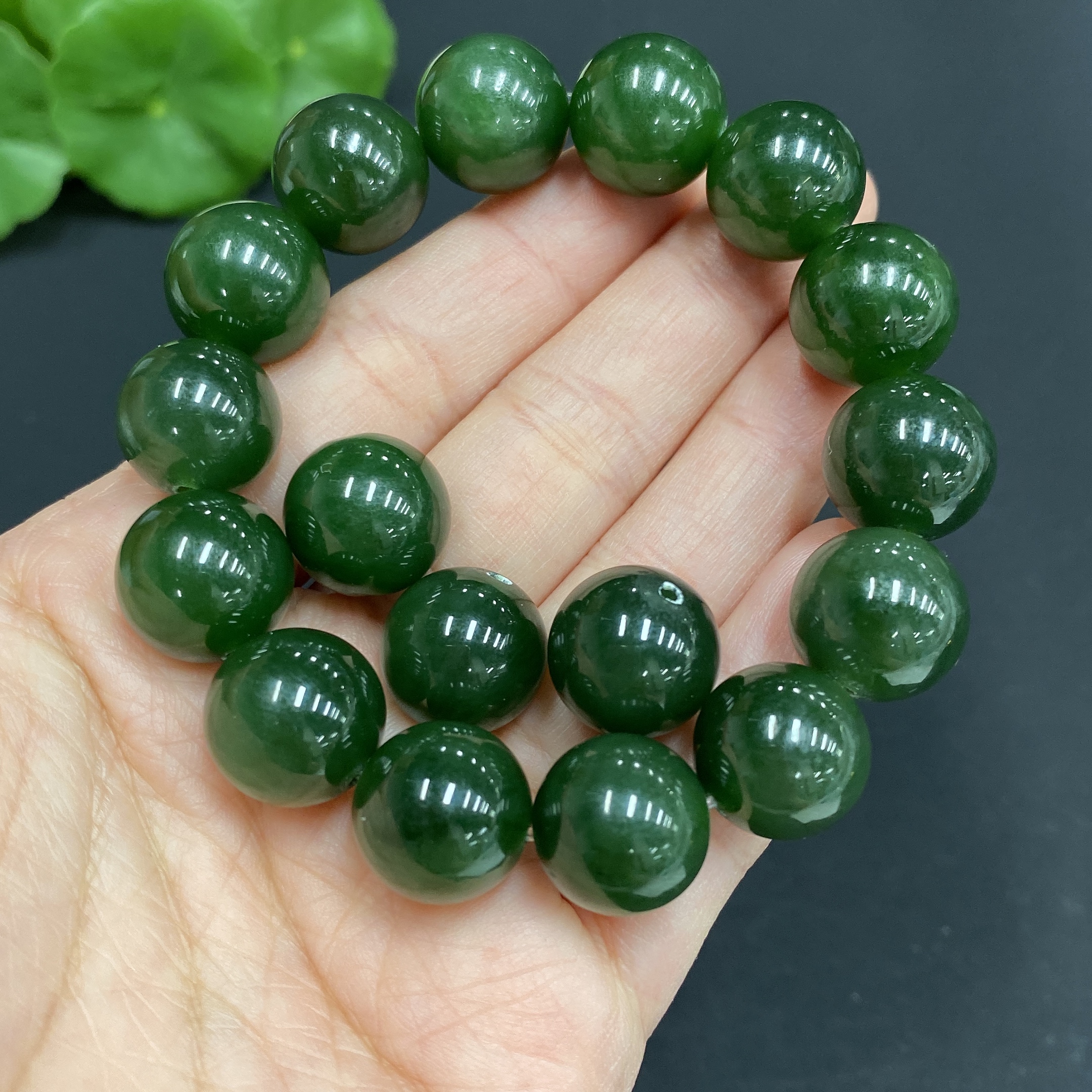 H27126932 Hetian Jade Bracelet    Approx. 13.2mm    Total Weight Approx. 64.1g