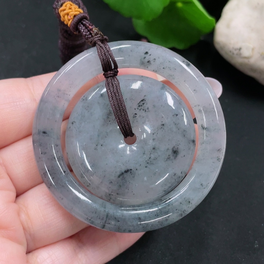 F32708847 JadeiteMother-and-Child Toggle Pendant