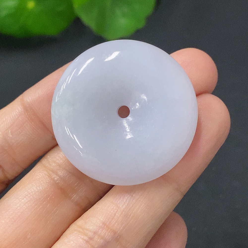 F31589762 JadeitePendant Ping An Kou, total weight approx. 13.7g