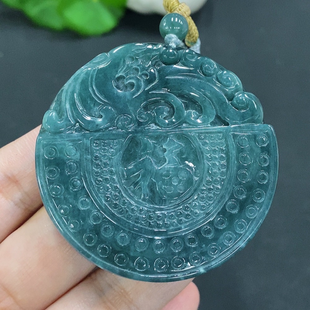 F25852763 Antique-style JadeitePendant with Cord, Total Weight Approx. 85.7g