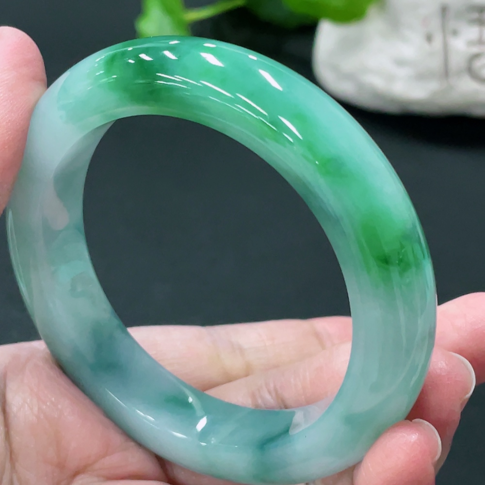F33935186 Jadeite Round Bangle, Total Weight Approx. 67.8g, Size 54