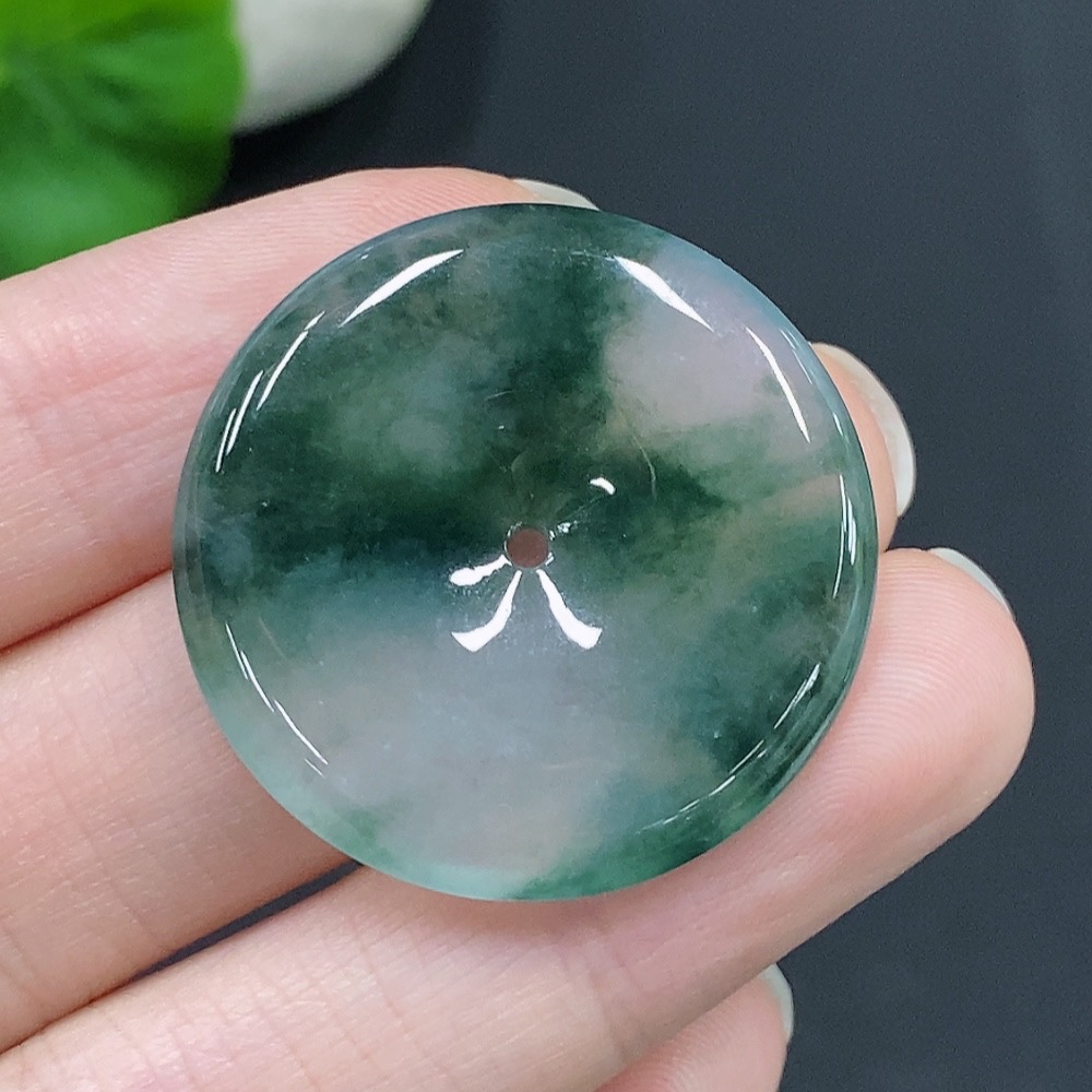 F28294921 JadeitePeace Pendant