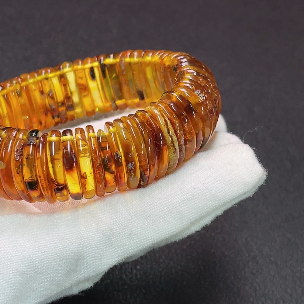 C34039582 Amber Beeswax Bracelet Total Weight Approx. 31.84g Size About 18.8mm