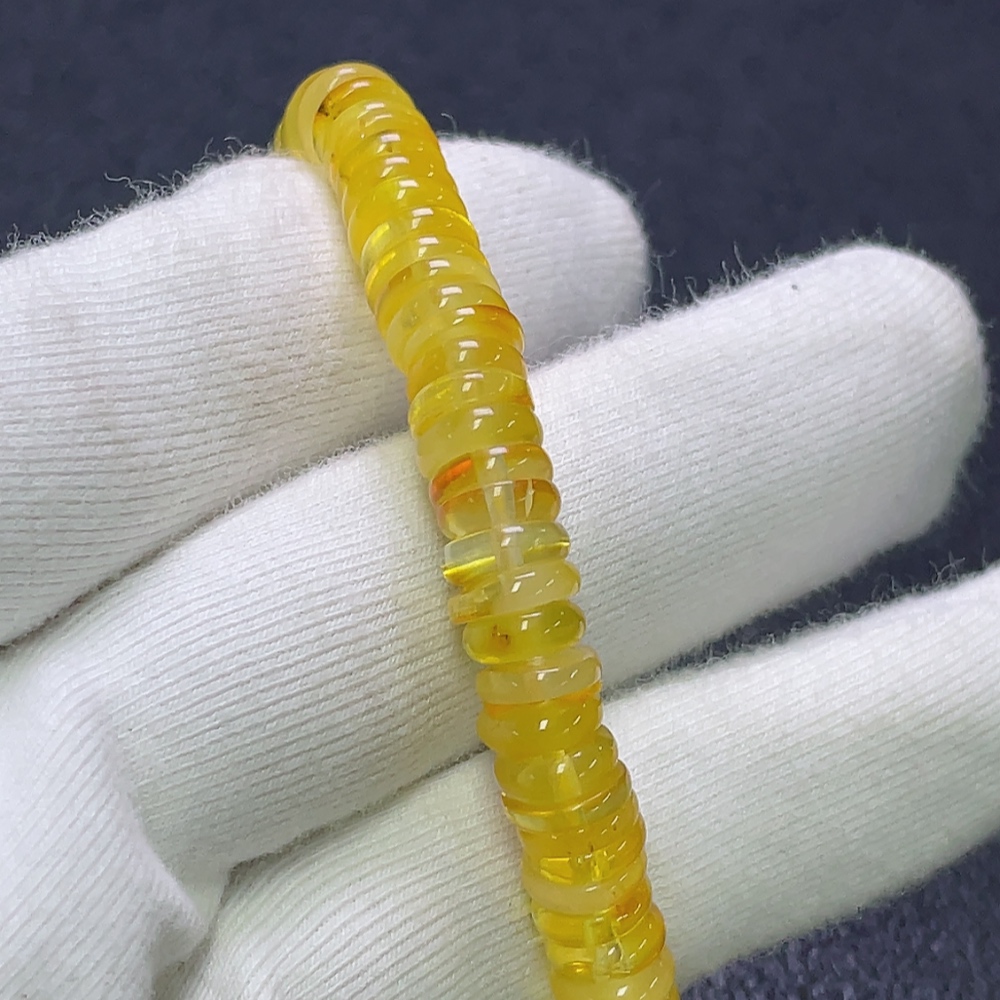 C30509778 Amber Beeswax Bracelet, Total Weight Approx. 7.12g, Size Approx. 7.2mm