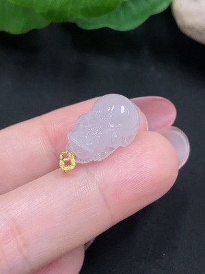 F34982763 Jadeite Pi Xiu Pendant with 18K Gold, Total Weight Approx. 2.5g