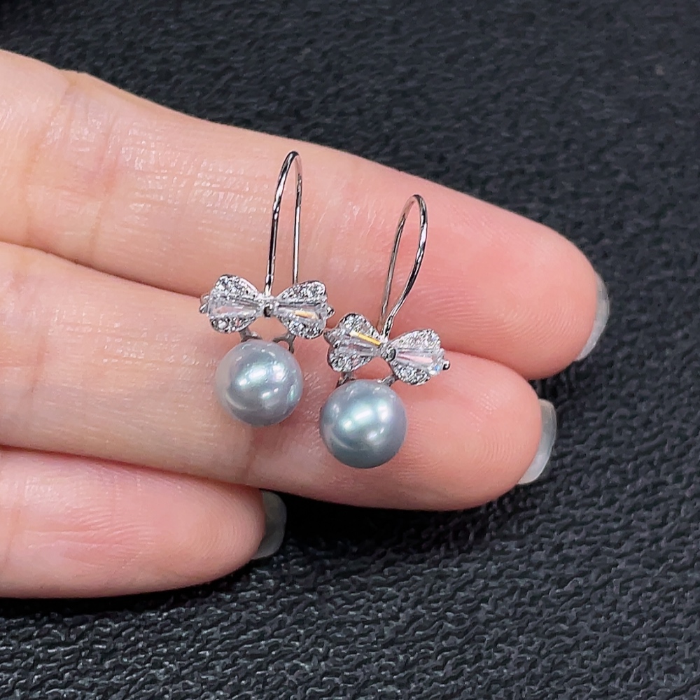 C33922799 Seawater Pearl Earrings Non-Gold Color Origin Undetermined Total Weight Approximately 1.81g Size About 6.4mm