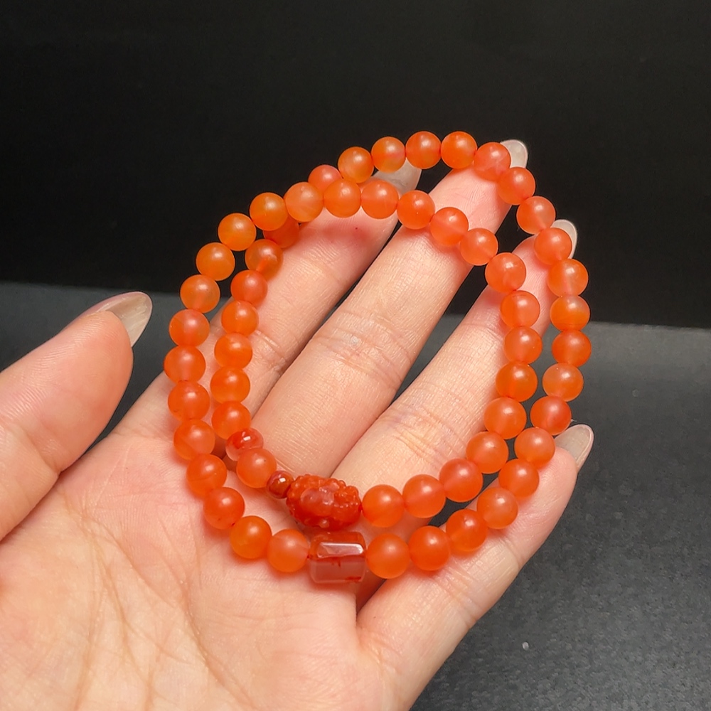 C34041494 Red Agate Beaded Necklace with Visible Organic Matter, Total Weight Approx. 24.87g, Bead Size 6.5mm