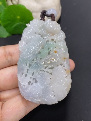 F46556855 翡翠凤凰挂件 货品含绳总重约77.9克