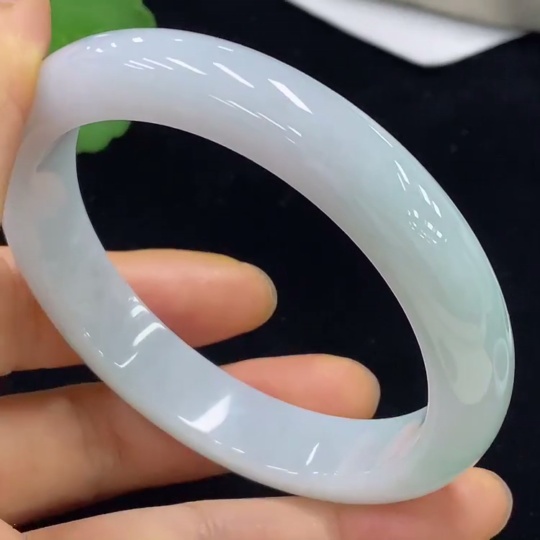 F35114433 Jadeite Round Bracelet Size 59.8 Total Weight Approx. 61.21g