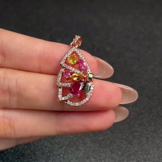 C31620463 Tourmaline Pendant Non-Gold Total Weight Approx. 3.82g