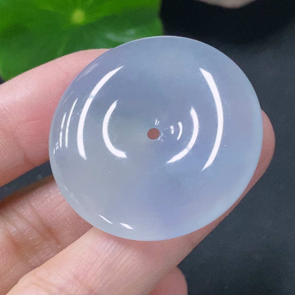 F35088486 Jadeite Pendant Peace Knot, Total Weight Approx. 9.53g