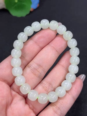 H46587706 和田玉手串 卡8.6mm左右 货品总重约25.5g