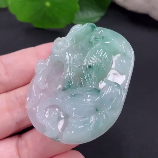 F28287594 Jadeite flower and bird pendant plaque, total weight approximately 22.5 grams