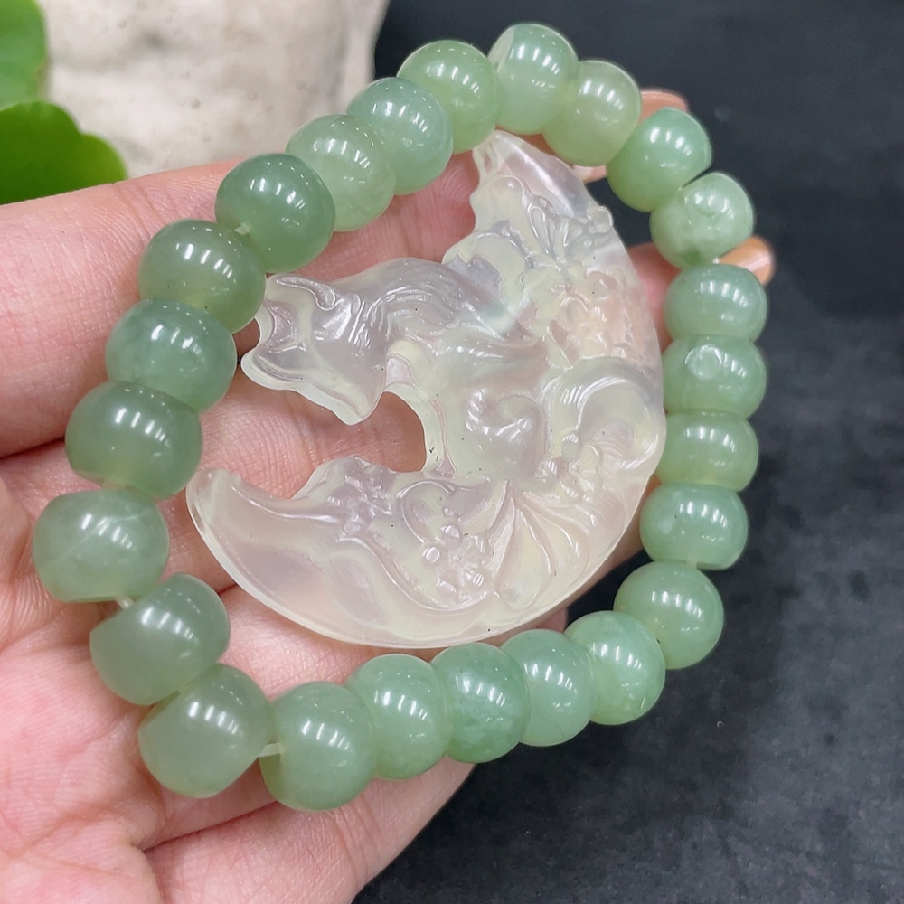 H32796764 Xiuyu (serpentine jade)