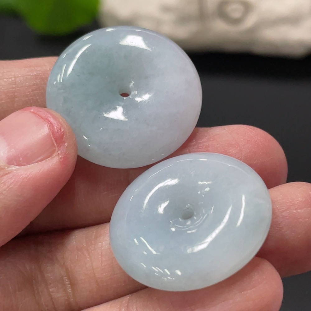 F33876091 Jadeite Pendants Sell as a Lot