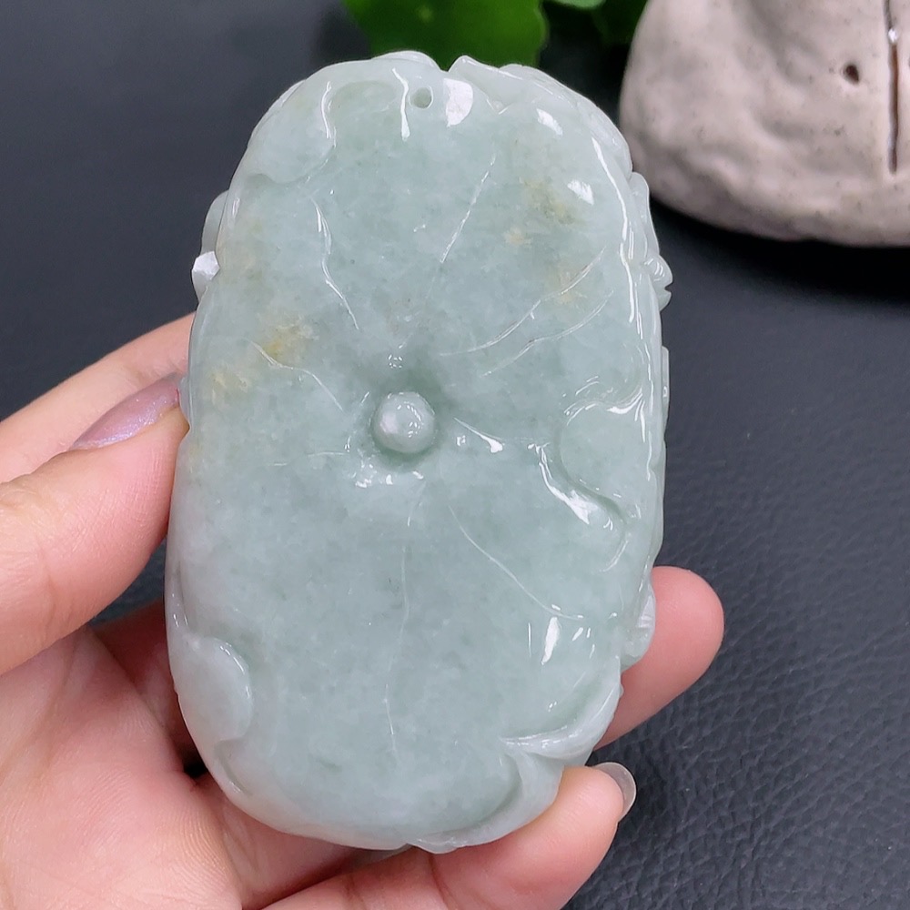 F23578788 Jadeite Handheld Piece, Color Origin Undetermined, Damaged, Total Weight 242.123g