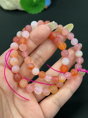 H41946916 盐源玛瑙手串 卡7.7mm左右 仅红色 货品总重约30.7g