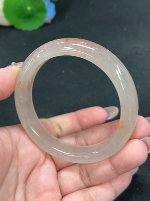 H41939281 非洲翠(独龙玉)正圈手镯 圈口58.1 货品总重约48.5g