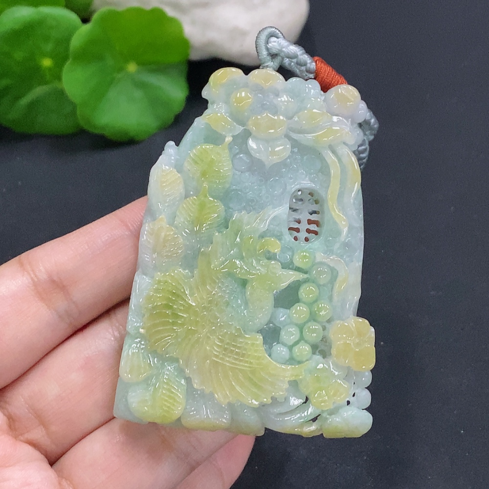 F30570112 Jadeite Phoenix Pendant Total Weight Including Rope Approx. 75.3g (Color Origin Undetermined)