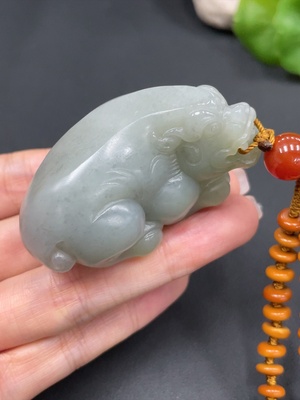 H23558640 Hetian Jade Handheld Piece Pi Xiu Chain Not Hetian Jade Total Weight Approx. (Including Chain) 88.3g