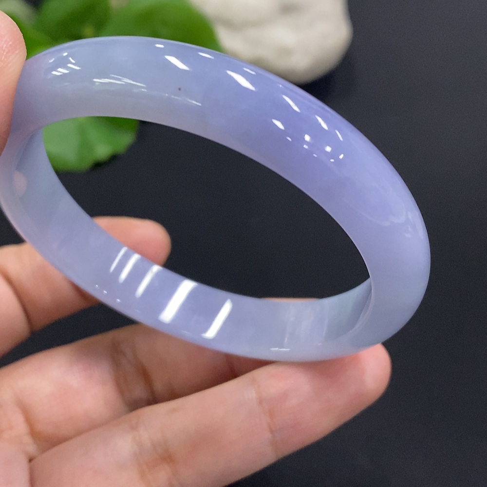 F32742317 Jadeite round bracelet size 55.6 total weight about 40.6g