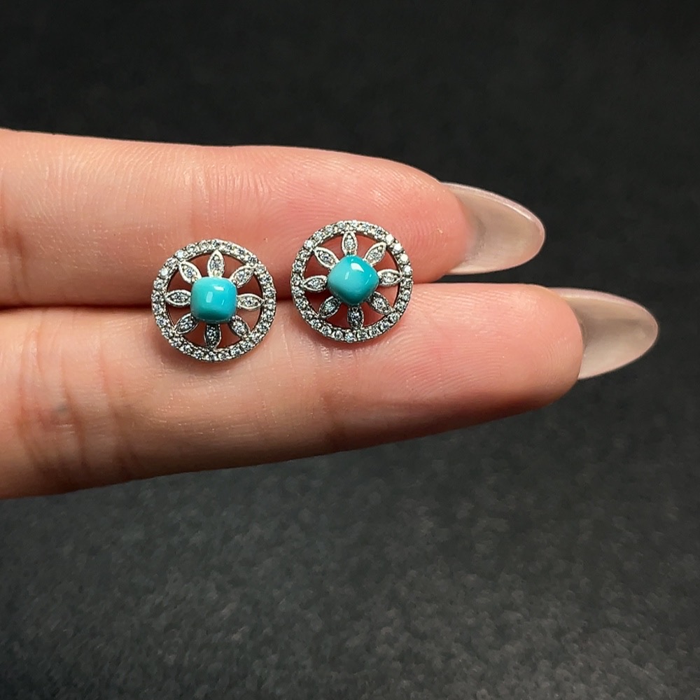 C34066593 Turquoise Earrings (Color Origin Undetermined) Non-Gold Total Weight Approx. 1.6g Size Around 3.5mm