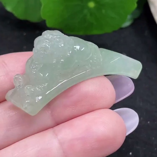 F34965935 Jadeite Lion Hand Plaque Total Weight Approx. 15.7g
