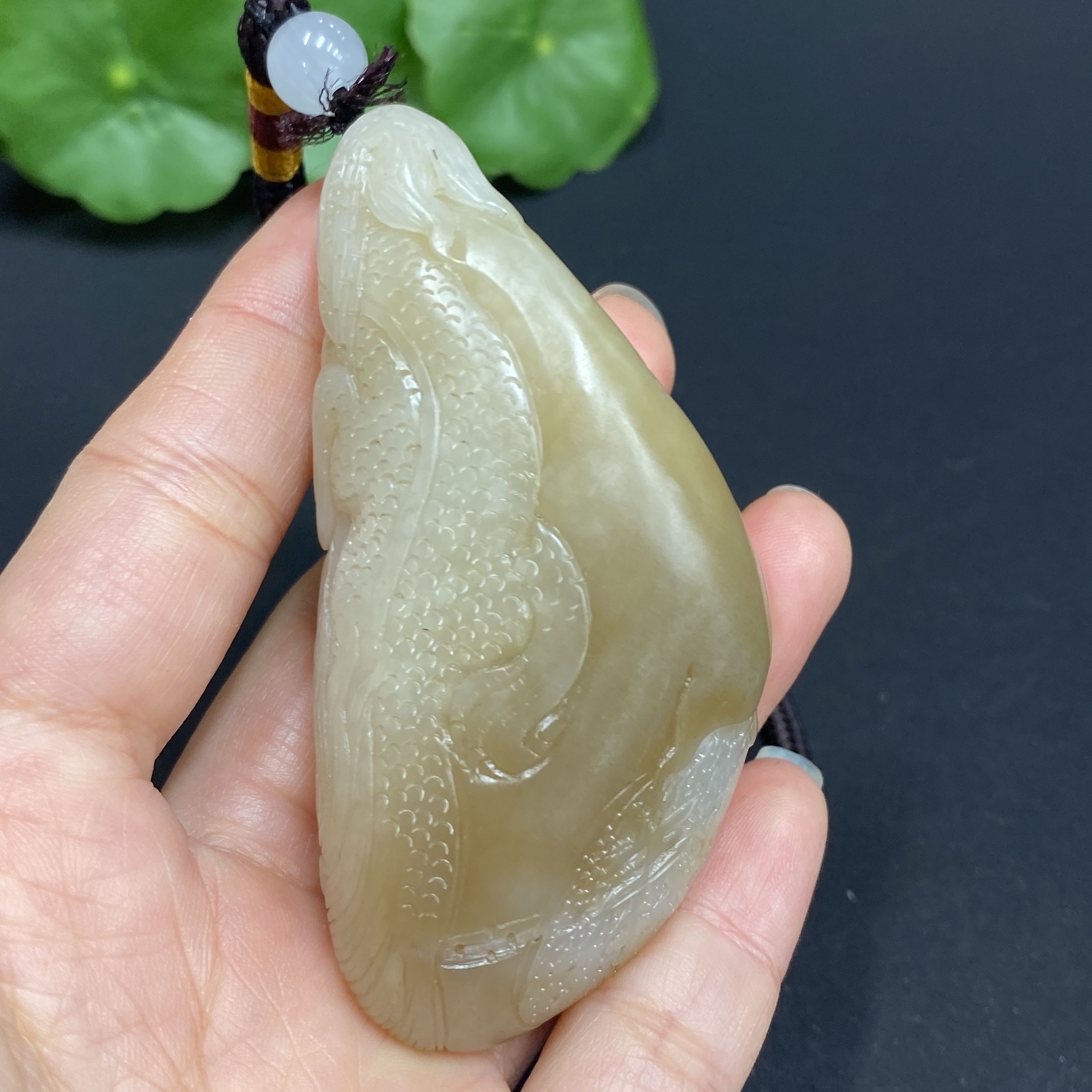 H27125795 Hetian Jade Handheld Piece Guan Gong