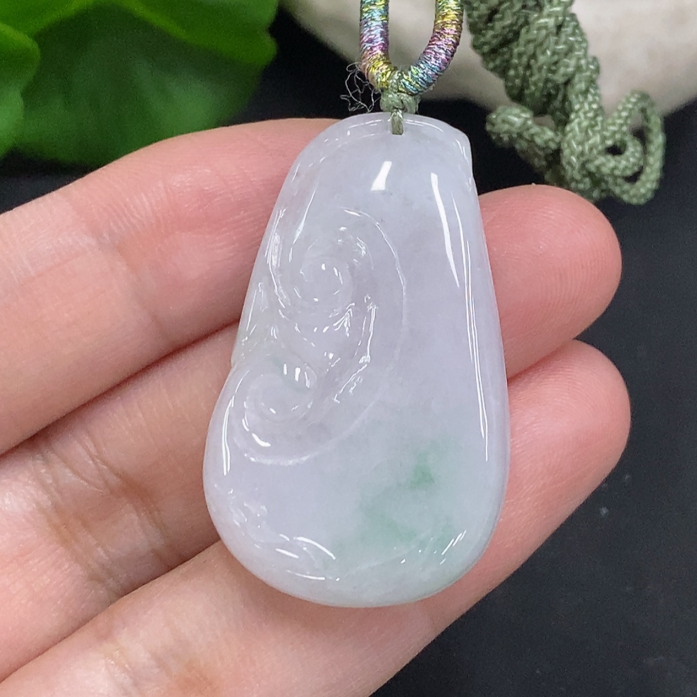 F35107723 Jadeite Ruyi Pendant, total weight including string approximately 10.1g